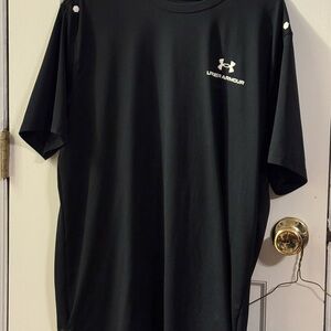 Under Armour Men's Black Short Sleeve Tee
